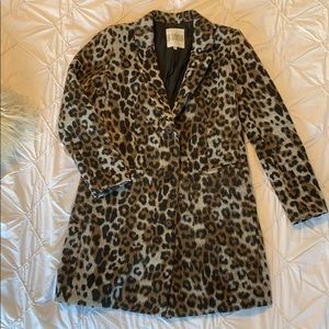 Leopard pattern coat